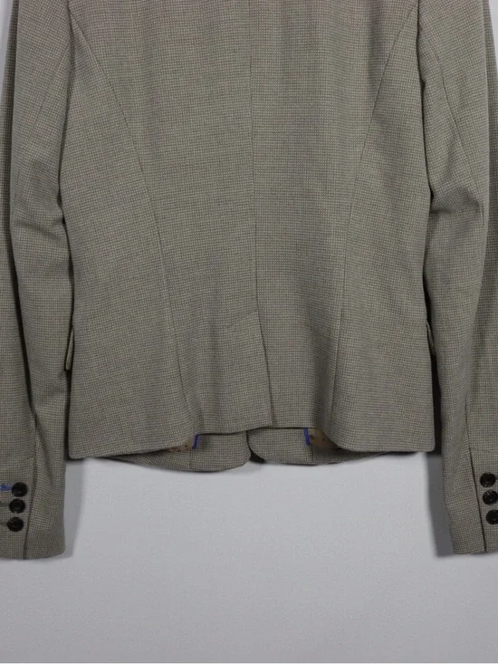 RW&CO Structured Blazer Women’s Size 2 Beige Workwear Film Worn The Boys - Picture 10 of 10